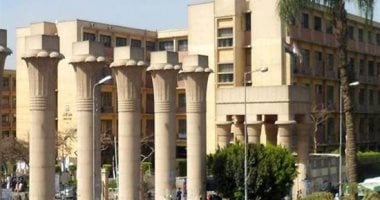 زحام مستمر في معامل تنسيق عين شمس لاستقبال طلاب الثانوية