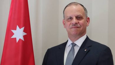 زيارة نائبة الملك لضريح الملك المؤسس في ذكرى استشهاده
