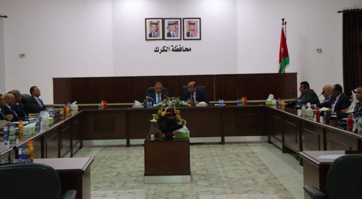 زيارة وزير الداخلية لمحافظة الكرك تعزز التعاون لتحقيق المصلحة العامة