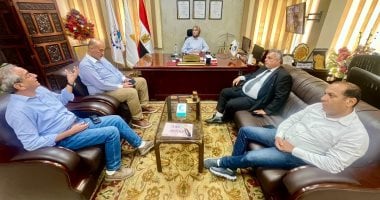 زيارة وفد شركة السويس للبترول إلى السويس الجديدة في إطار مبادرة "اعرف مدينتك"