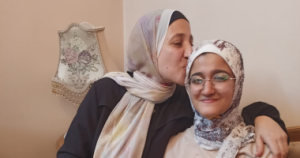 طالبة تتصدر الثانوية العامة بالأدبى: أطمح لدراسة الأدب الإنجليزى (فيديو) – اليوم السابع