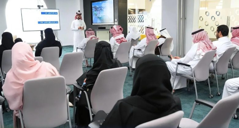 غرفة المدينة المنورة تنظم ورشة عمل تهدف لتعزيز التحول الرقمي في التسويق العقاري.
