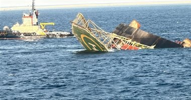 غرق حفار بترول بقيمة 1.5 مليار جنيه في البحر
