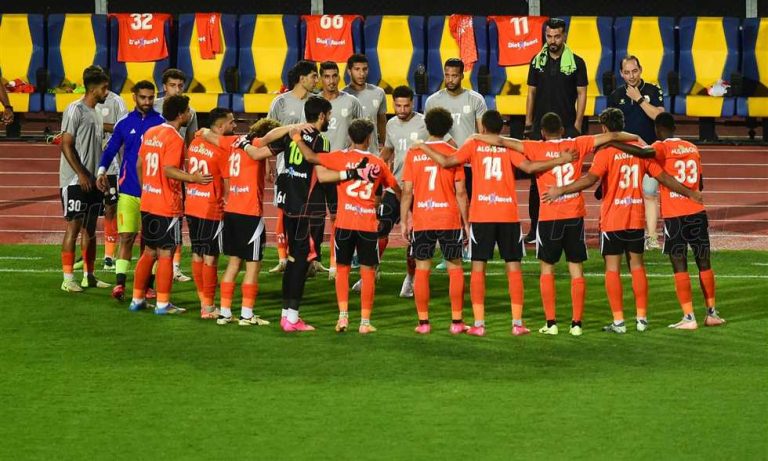 فاركو: من يثير المشاكل كل موسم غير الأهلي والزمالك
                
                أوضح عاطف حنفي مدير الكرة لنادي فاركو رأيه من تعديل لوائح الموسم الجديد من الدوري المصري.
                الأربعاء، 30 يوليه 2025 - 11:02