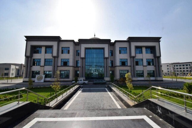 فتح باب التقديم الإلكتروني لكليات جامعة بنها الأهلية
