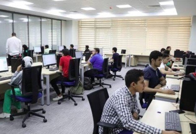 قائمة الكليات المتاحة للطلاب بعد الدبلومات الفنية 2025 تكشف الفرص الجديدة