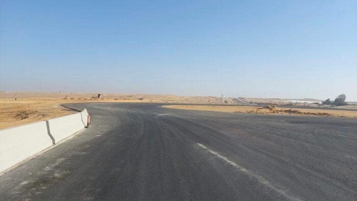 قرار عاجل من وزارة النقل بعد جولة تفقدية لـ«الوزير» في الطريق الإقليمي  
توجيهات جديدة من وزارة النقل بعد زيارة ميدانية لـ«الوزير» للطريق الإقليمي  
جولة ميدانية لـ«الوزير» تؤدي لقرارات هامة من وزارة النقل حول الطريق الإقليمي  
بعد تفقد الطريق الإقليمي.. «الوزير» يصدر قراراً رسمياً من وزارة النقل  
زيارة مفاجئة لـ«الوزير» تؤثر على قرار وزارة النقل بشأن الطريق الإقليمي