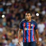 كوندي يعلن تجديد عقده مع برشلونة حتى عام 2030