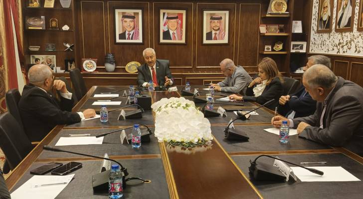 لجنة الإعلام بمجلس الأعيان تمهد لتعزيز الإعلام الوطني وتجاوز التحديات