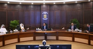 رئيس الوزراء يلتقي رئيس مجلس إدارة مجموعة "سمو القابضة" السعودية