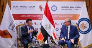 لقاء وزير البترول مع وفد "آسيا بوتاش" الصينية لاستكشاف فرص الاستثمار في قطاع التعدين