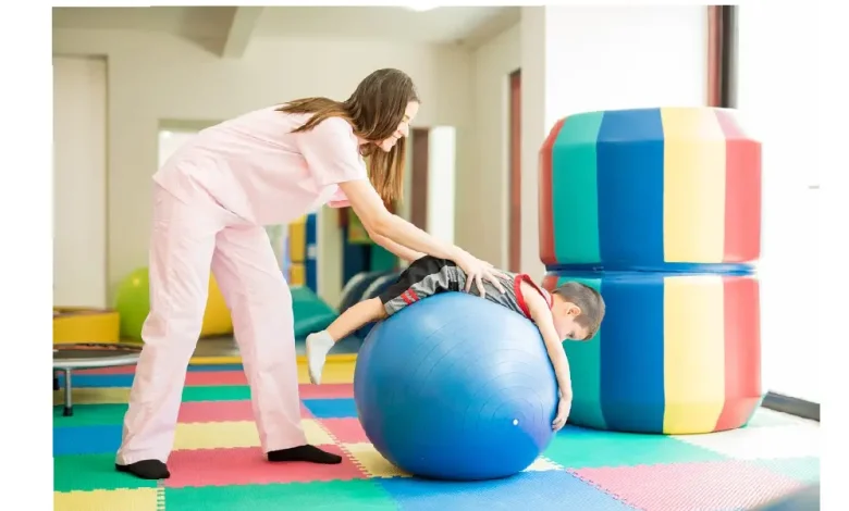 خدمات العلاج الطبيعي للأطفال