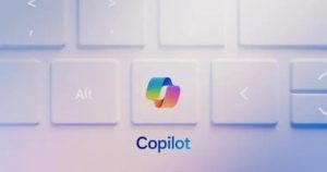 مايكروسوفت تعلن عن توسيع Copilot ليدمج الذكاء الاصطناعي في أجهزة الكمبيوتر المكتبية