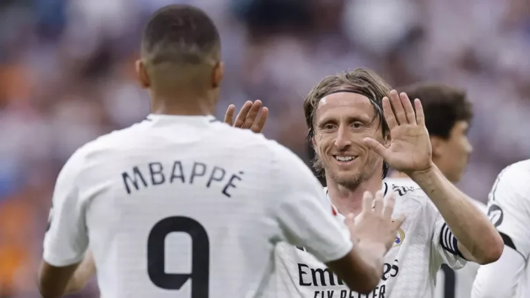 مبابي يحصل على القميص رقم 10 رسميًا في ريال مدريد