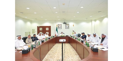 مجلس محافظة الجهراء يبدأ جلساته الأولى بتقارير دورية عن الإنجازات ومراحل تنفيذ المشاريع الحيوية