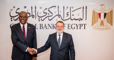 محافظ البنك المركزي يستقبل نظيره النيجيري في جولة بدار طباعة النقد