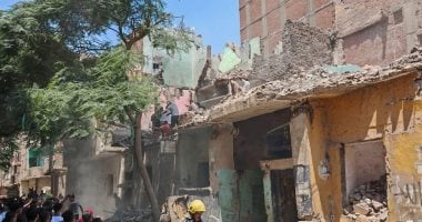 محافظ القاهرة يكشف: 4 عمال تسللوا لسرقة عقار آيل للسقوط في مصر القديمة فانهار عليهم