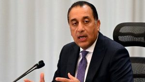 مدبولي يؤكد: الرئيس السيسي يوجه بسرعة سداد مستحقات الشركاء الأجانب في قطاع البترول