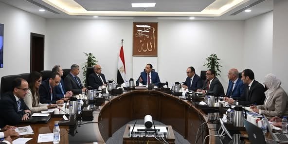 «مدبولي» يتابع خطط استثمار مبنى قصر القطن بالإسكندرية