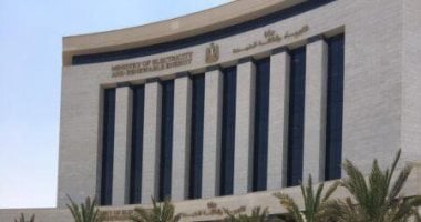 مدرسة التمريض تفتح باب التقديم للحاصلات على الإعدادية بشروط جديدة