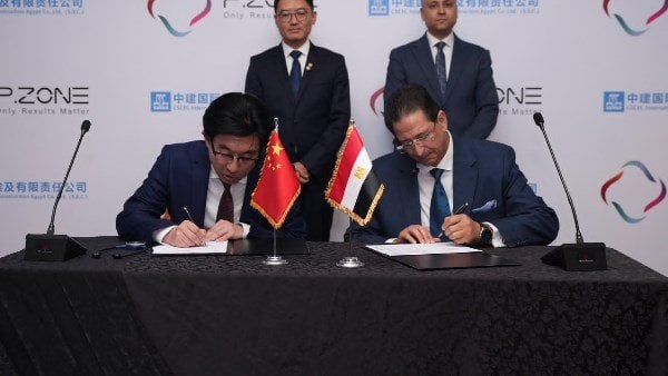 مصر والصين تتعاونان لتنفيذ مرافق البحيرات الصناعية في مشروع داون تاون لاجون بالعلمين الجديدة