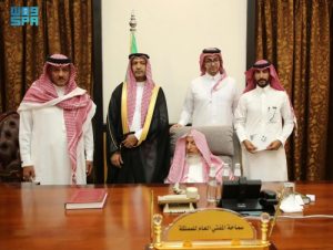مفتي عام المملكة يستقبل رئيس جمعية "ترابط" في الطائف