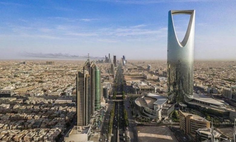 موظفو البنود والعقود يستفيدون من إجازة العيدين