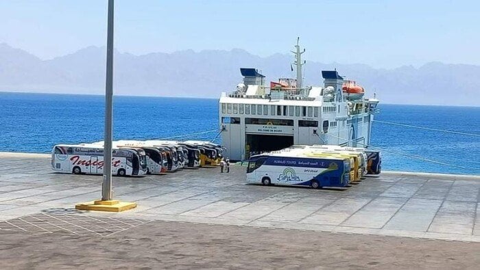 ميناء نويبع البحري يستأنف نشاطه ويعيد الحركة الملاحية إلى طبيعتها