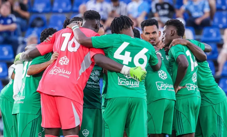نجم الدوري الإنجليزي يرفض الأهلي .. صدمة في مدرج الراقي