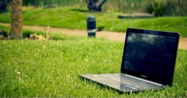 إزاى تختار لابتوب مناسب من غير ما تدفع زيادة؟