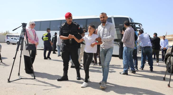 نقل 23 طفلًا من غزة إلى الأردن في الدفعة السادسة من "الممر الطبي الأردني" - فيديو
