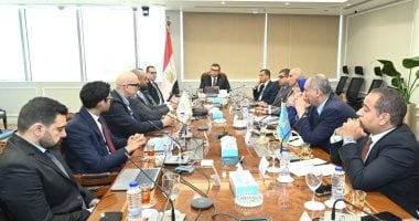 وزير الإسكان يتابع تدشين منصتين لتنظيم السوق العقارية وتصدير العقار المصري