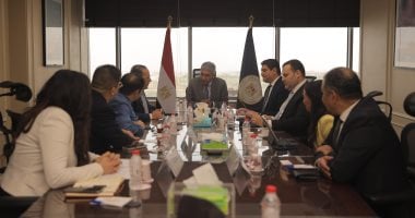 وزير السياحة يعزز تطوير السياحة النيلية في مصر