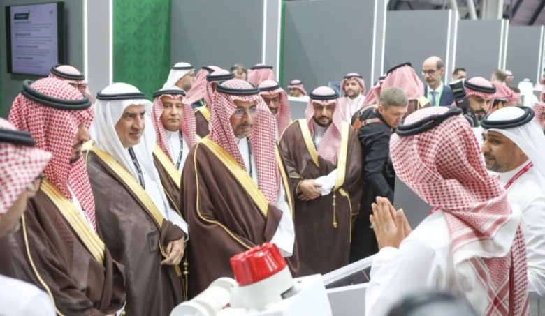 وزير الصناعة يدشن المشاركة السعودية في معرض INNOPROM 2025 للصناعة الدولي في روسيا.