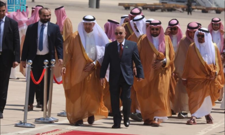 وصول وفد استثماري سعودي إلى دمشق لتعزيز الروابط الاقتصادية ودعم الاقتصاد السوري.