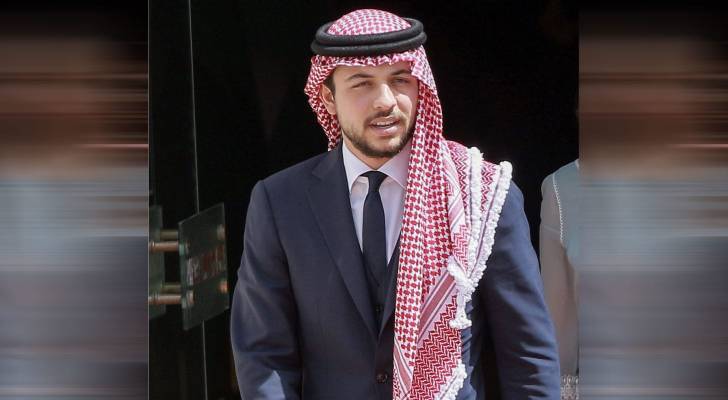 ولي العهد ينشر صورة لرجال الدفاع المدني في سوريا أثناء إخماد الحرائق

صورة جديدة لولي العهد تُظهر جهود الدفاع المدني في إطفاء حرائق سوريا

ولي العهد يكرم رجال الدفاع المدني السوري بصورة مؤثرة أثناء جهودهم لإخماد الحرائق