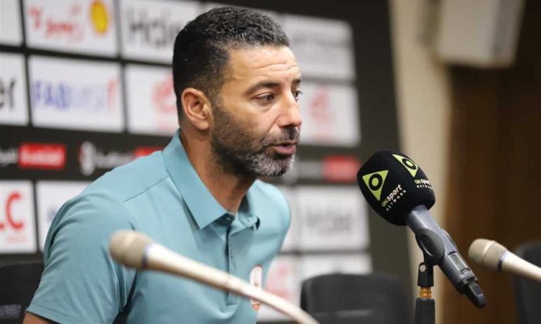 مؤتمر خطاب: فاركو يمر بفترة تجديد دماء.. وسعيت للخروج من النتائج السلبية أمام الزمالك
                
                وجه أحمد خطاب المدير الفني لفريق فاركو، الشكر للاعبيه رغم الخسارة أمام الزمالك، في المباراة التي أقيمت على استاد السلام.
                الثلاثاء، 26 أغسطس 2025 - 23:39