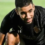 مصير عودة أحمد قندوسي إلى الدوري المصري عبر بوابة بيراميدز