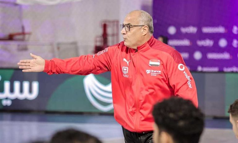 كرة يد - أزمة صحية لمدرب منتخب الناشئين.. واجتماع طاريء للاتحاد لدراسة البدائل
                
                تعرض طارق محروس المدير الفني لمنتخب مصر للناشئين تحت 19 عاما لأزمة صحية مفاجئة.
                الأحد، 03 أغسطس 2025 - 11:02