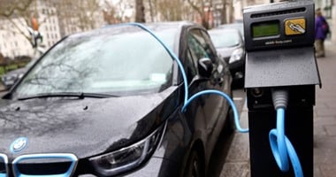 أفضل المركبات الكهربائية المرخصة في يونيو 2025