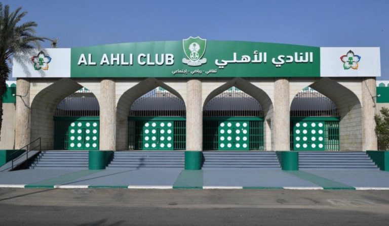 طلب عاجل لإدارة الهلال قبل الموسم الجديد.. تعلموا من الأهلي