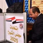الرئيس السيسى يدلى بصوته فى انتخابات مجلس الشيوخ بلجنته فى مصر الجديدة.. صور 