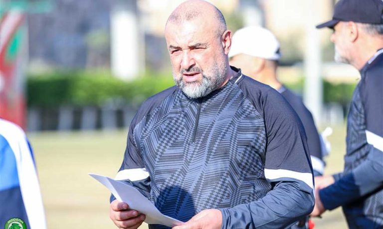 بعد رحيله عن مودرن سبورت.. اتحاد الجزائر يستعيد بن شيخة لمدة موسم
                
                تعاقد اتحاد العاصمة الجزائري مع مدربه السابق عبد الحق بن شيخة لمدة موسم.
                الثلاثاء، 12 أغسطس 2025 - 22:33