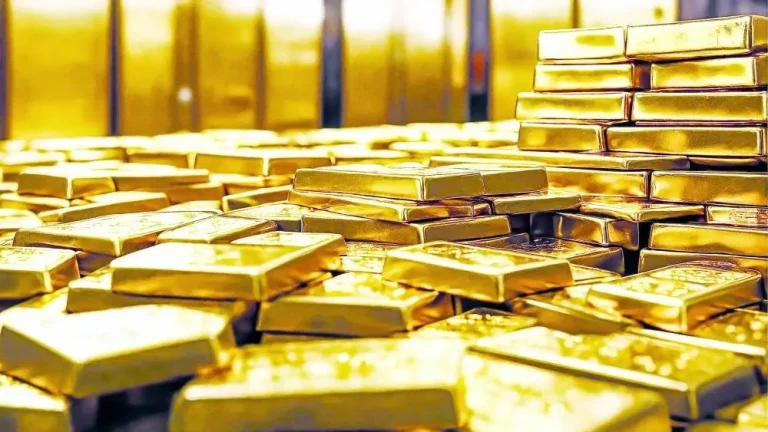 الذهب يرتفع.. والأونصة فوق 3375 دولاراً