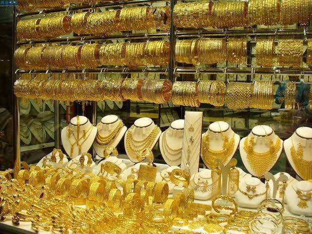 أسعار الذهب ترتفع مجدداً في مصر وسط ترقب حذر لحركة عيار 21 والجنيه الذهب