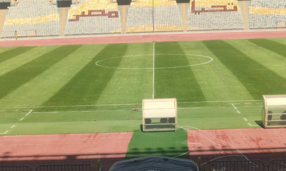 كما كشف في الجول.. برج العرب يعلن تطوير أرضيته استعدادا لمنافسات الدوري
                
                أعلنت هيئة استاد برج العرب تطوير أرضية الملعب ضمن الاستعدادات لاستقبال مباريات الدوري.
                الأربعاء، 13 أغسطس 2025 - 18:26