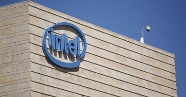 الحكومة الأمريكية تستحوذ على حصة 10% فى شركة إنتل
