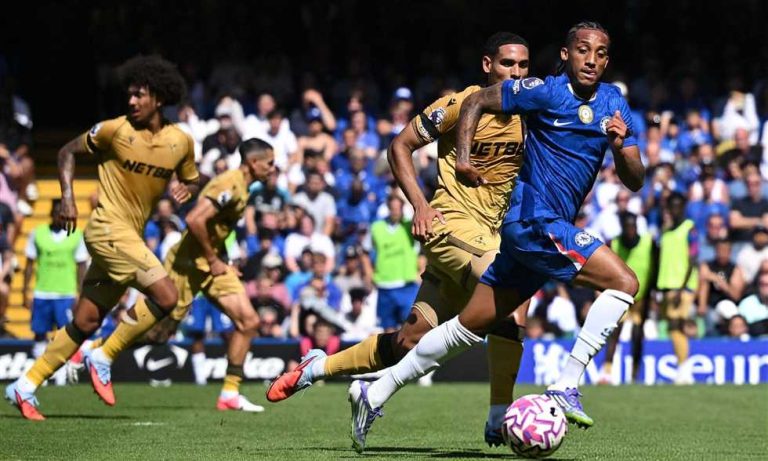 استراحة الدوري الإنجليزي - تشيلسي (0)-(0) كريستال بالاس.. نهاية الشوط الأول
                
                يقدم لكم FilGoal.com تغطية مباشرة لمواجهة تشيلسي ضد كريستال بالاس في الجولة الأولى من الدوري الإنجليزي الممتاز.
                الأحد، 17 أغسطس 2025 - 15:47