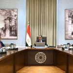 رئيس الوزراء يستعرض مشروعًا لاستغلال مواقع خام الرمال الكاولينية 