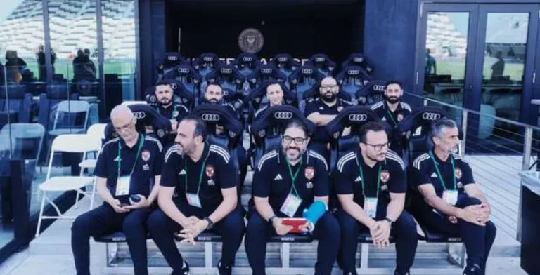 الأهلي أول الأندية حصولا على كارنيهات الجهاز الفني